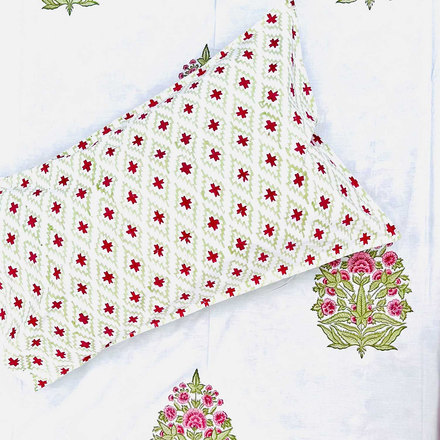 White Floral Block Printed Cotton Single Bedsheet Set With Pillow Cover - 60 inches x 90 inches