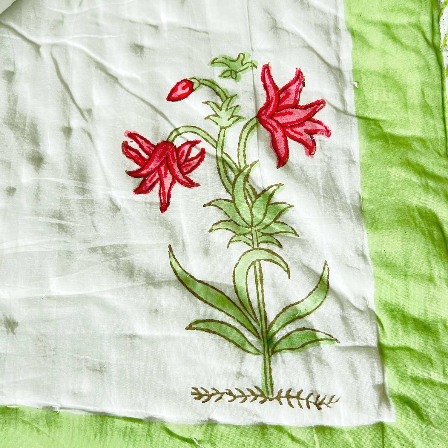 White & Green Soft Cotton Floral Printed Quilt - 90 inches x 100 inches