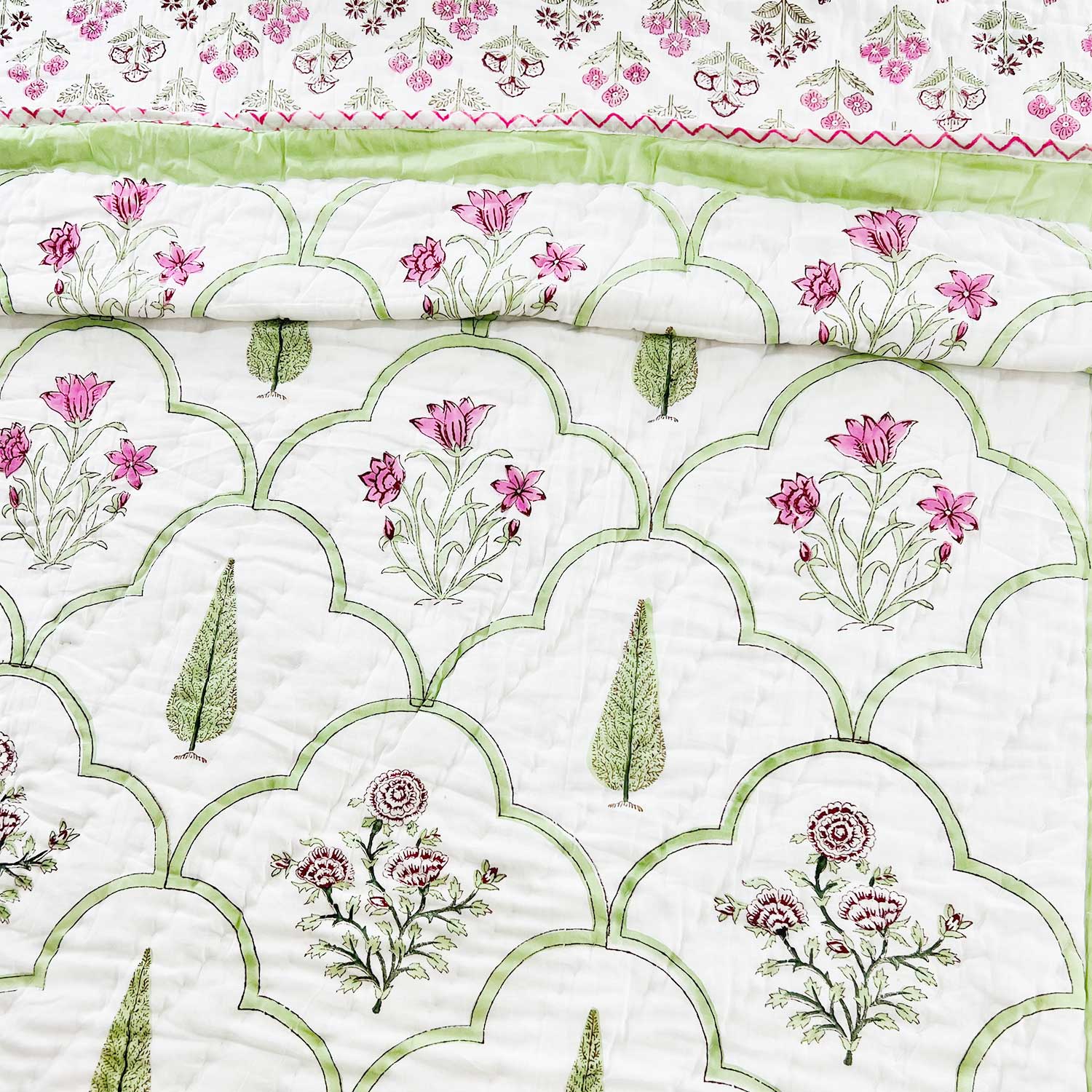 Cosy Wine Floral Single Quilt  60x90 Inches