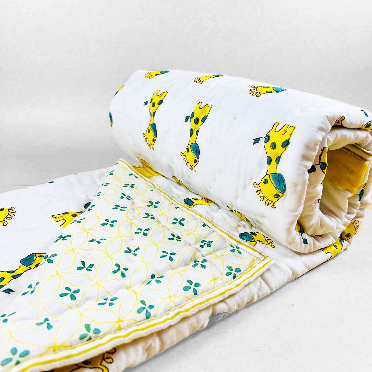 Baby Quilt Cute Giraffe Single Quilt 40x60 Inches