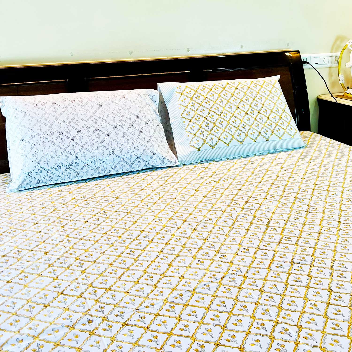 Yellow Jaal Jaipuri Double Bedsheet 108 inches x 108 inches