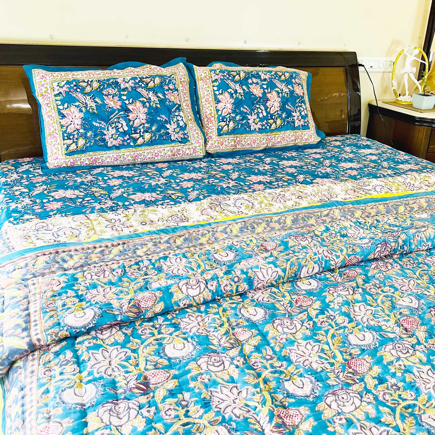 Blue Garden Block Printed Double sided Cotton Quilt - 90 inches x 108 inches