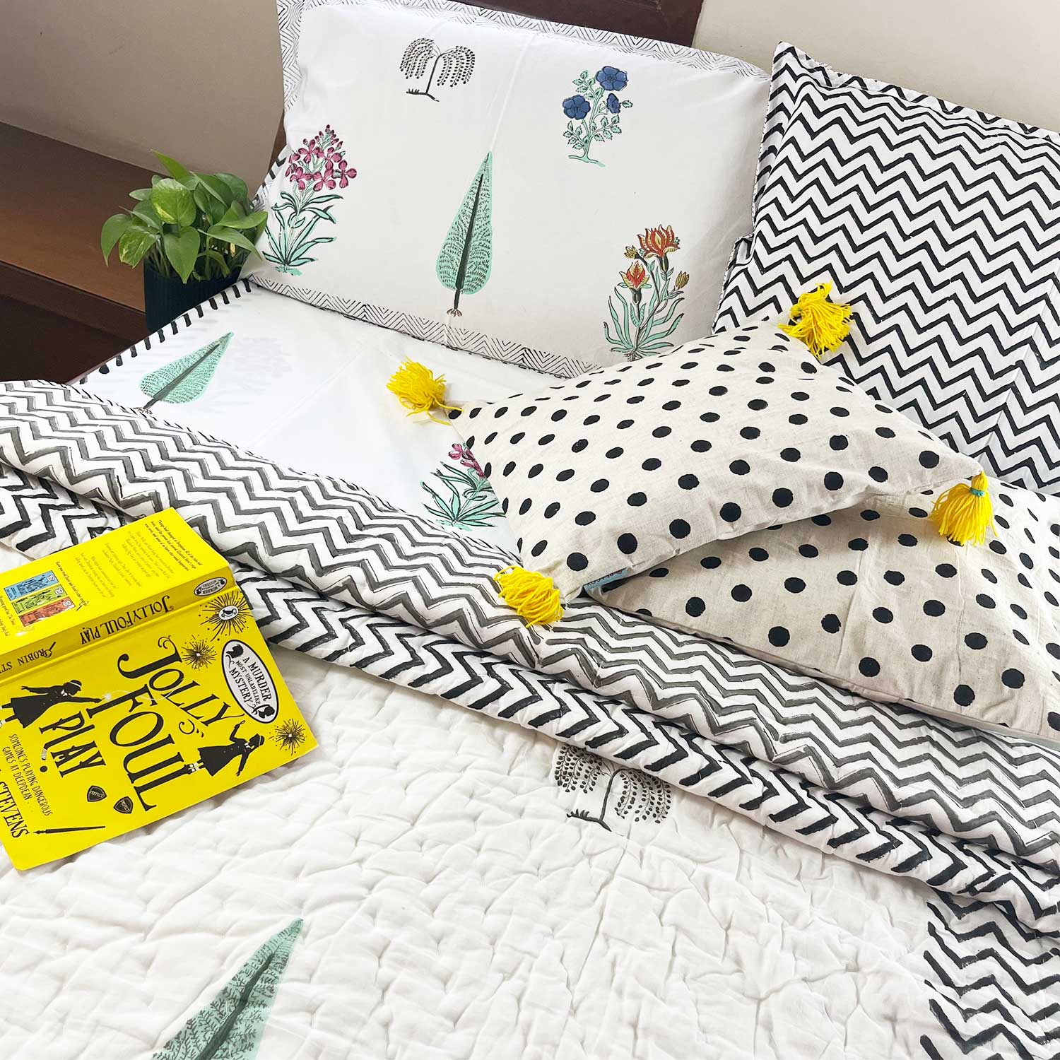 White with Black Border Soft Cotton Floral Printed Quilt - 60 inches x 90 inches