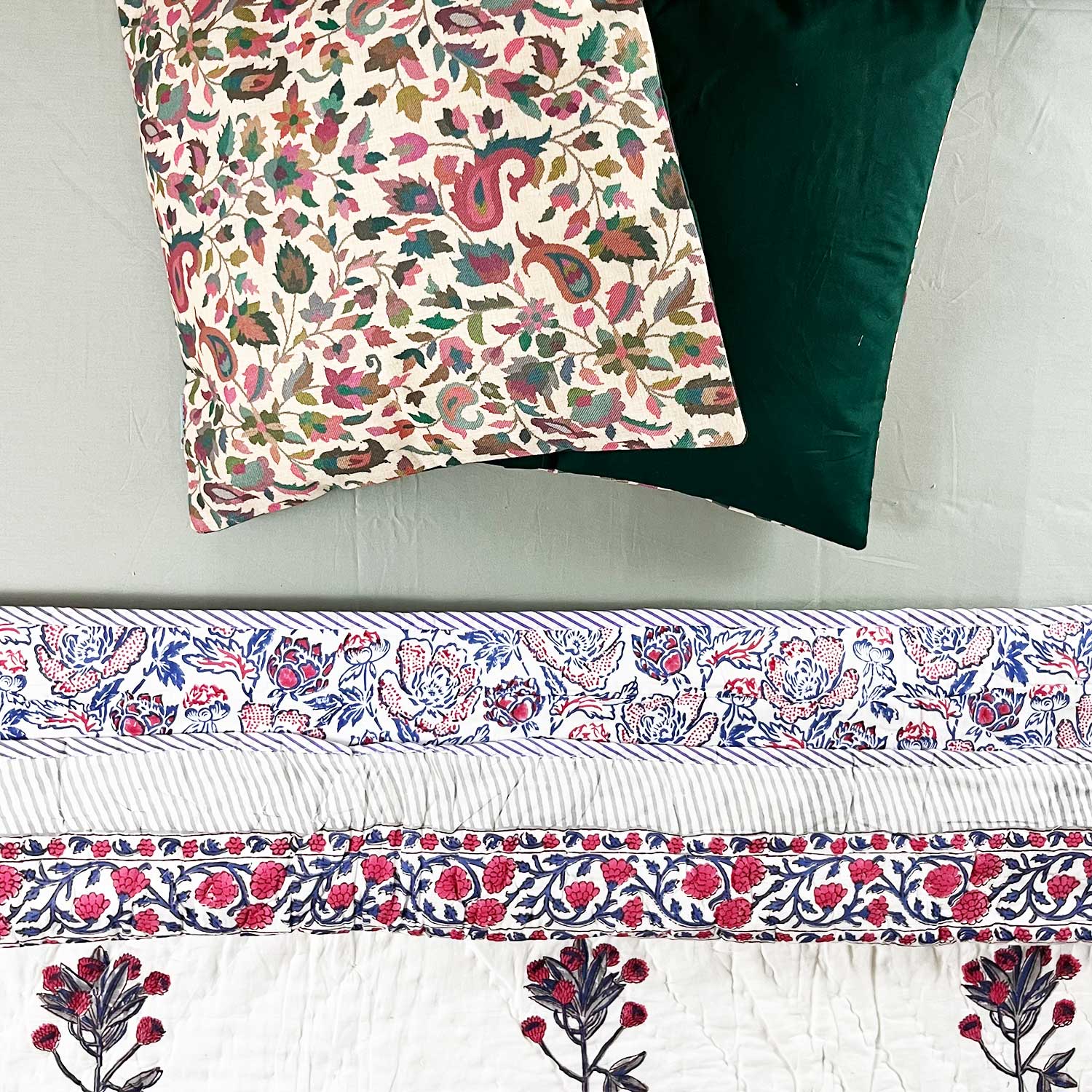 White & Red Soft Cotton Floral Printed Quilt - 60 inches x 90 inches