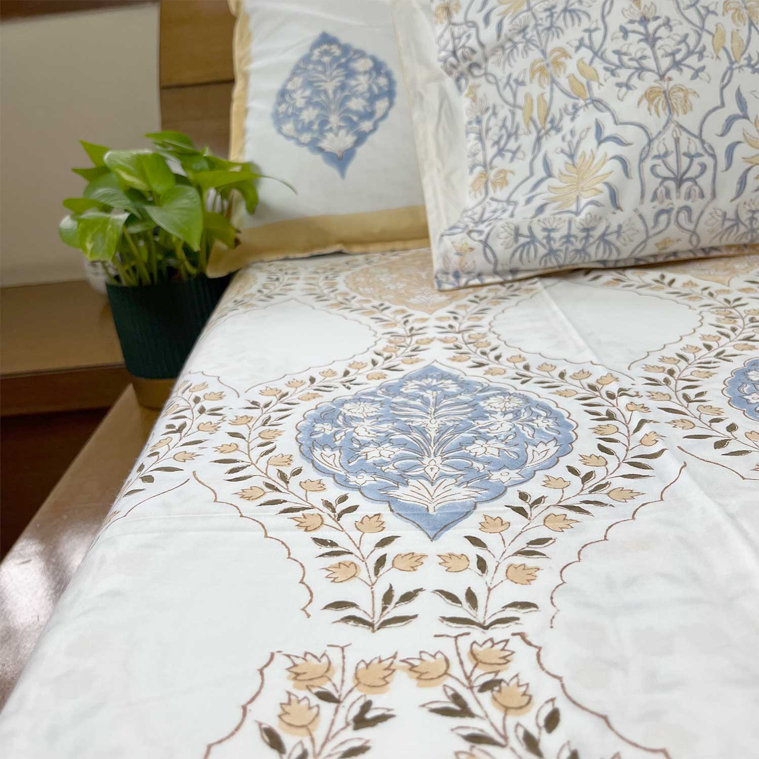 Grey and Brown color Bedsheet