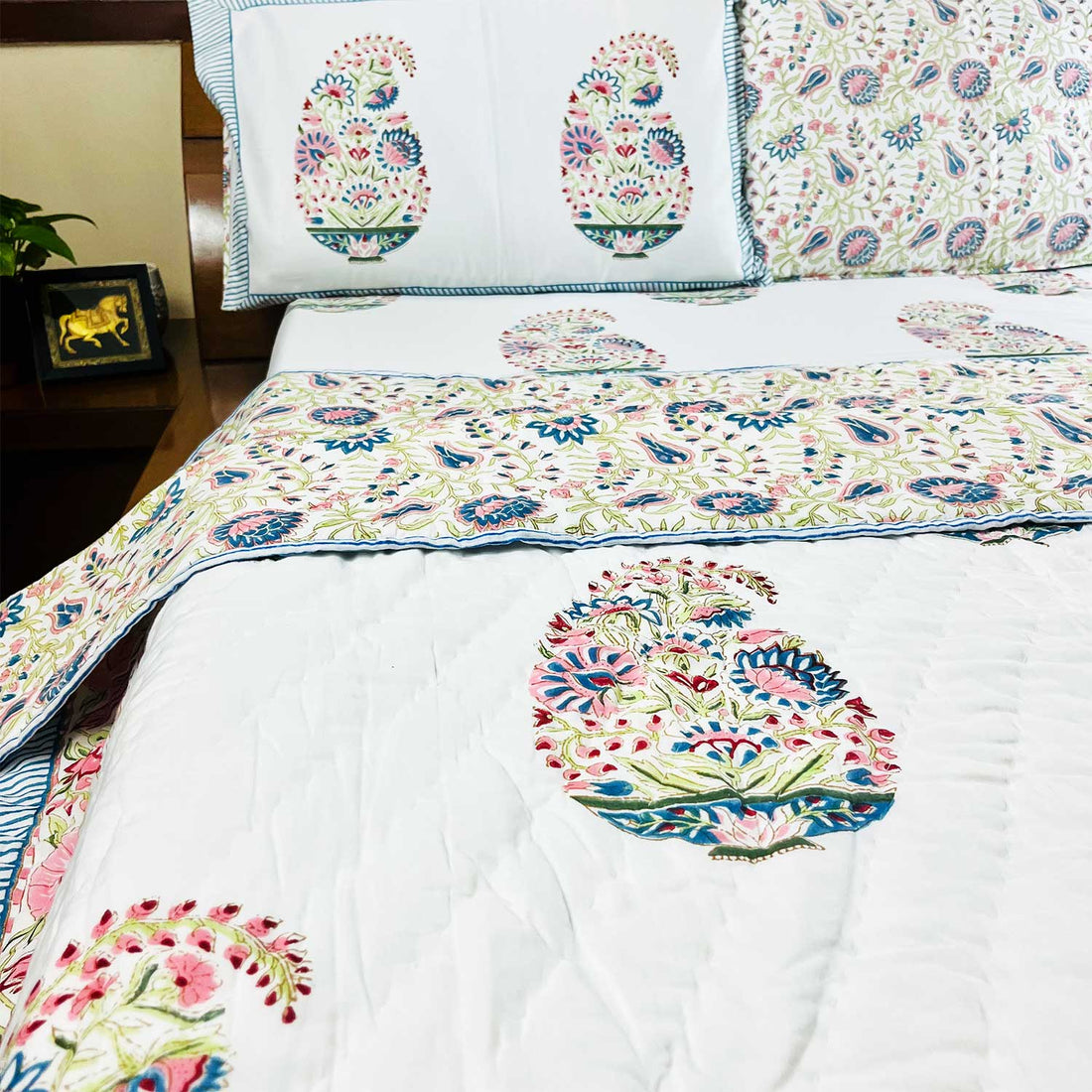 Soft & Cozy Pure Cotton Floral Printed Quilt - 60 inches x 90 inches