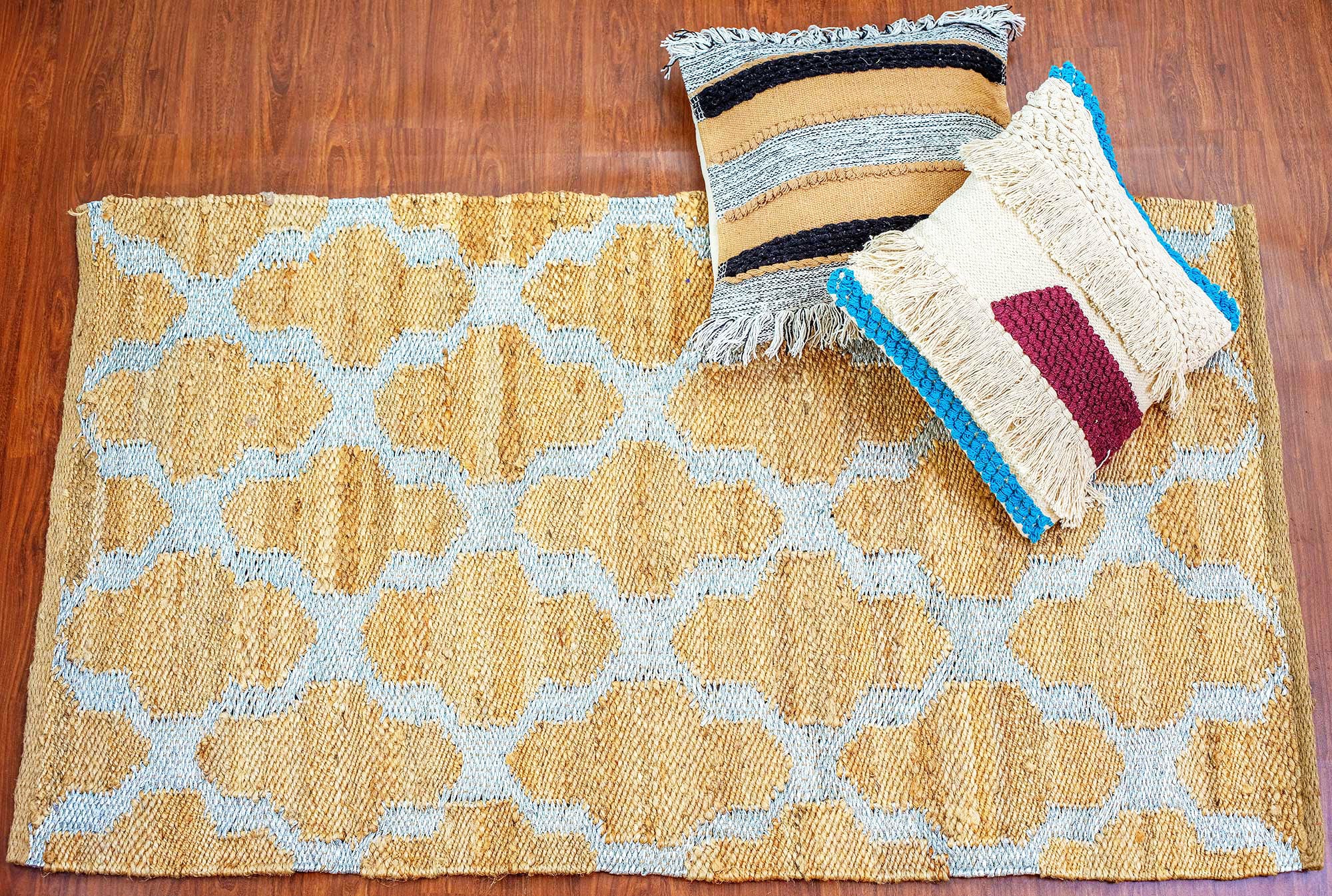 Sustainable Jute and Cotton Premium Hemp Rug - 6 x 4 ft | Peacoy