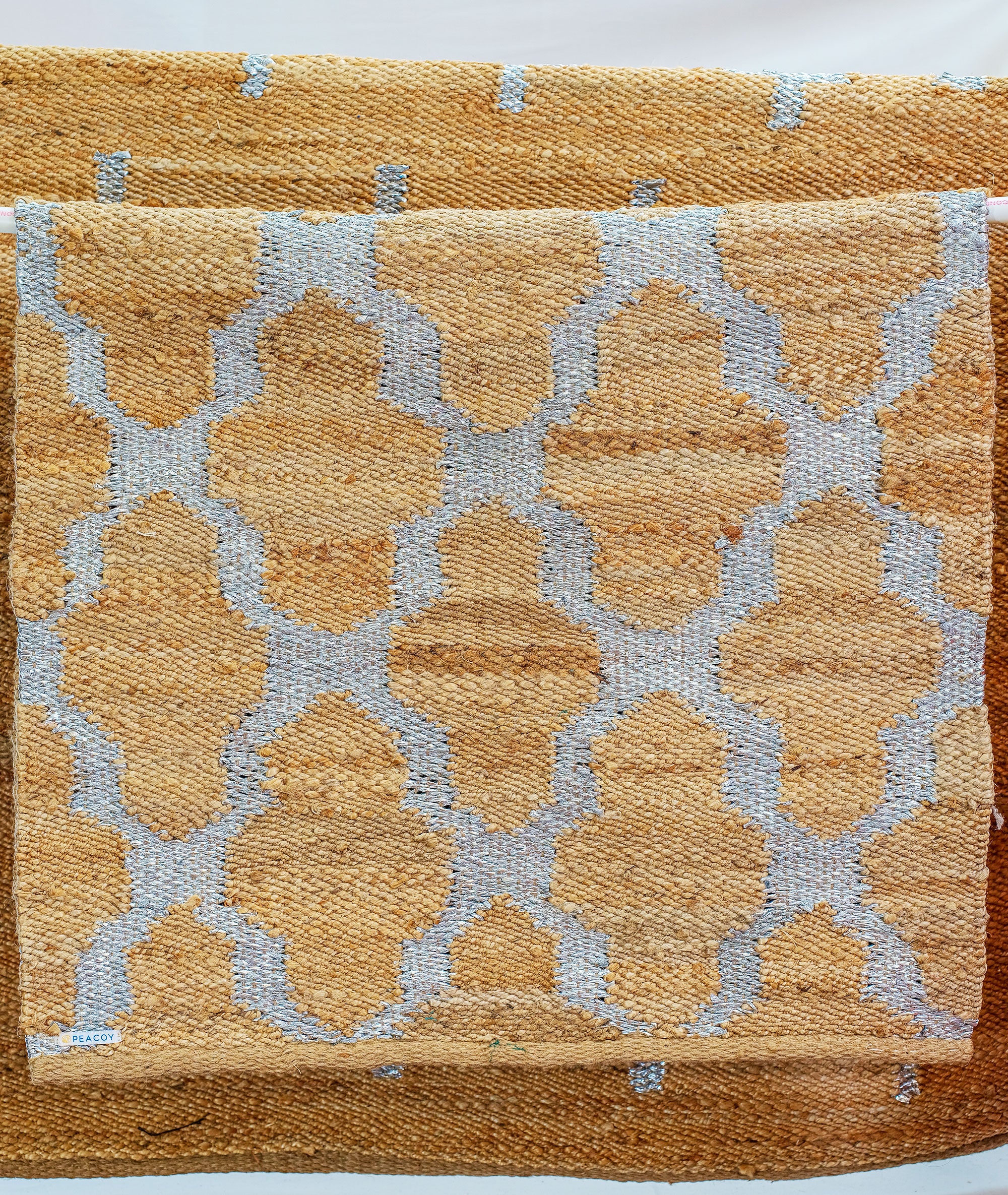 Sustainable Jute and Cotton Premium Hemp Rug - 6 x 4 ft | Peacoy