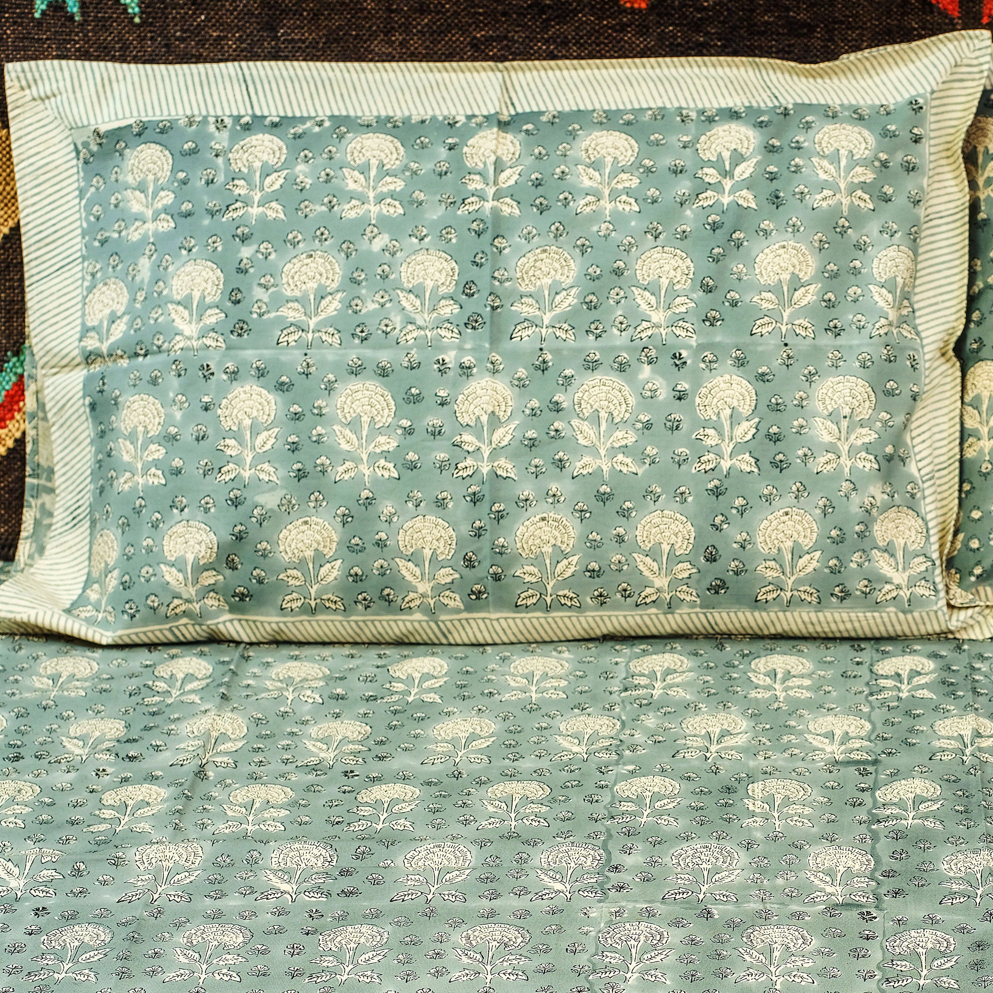 White Florals Block Printed 210 Thread Count Cotton Double Bedsheet Set With 2 Pillow Covers (90 inches x 100 inches)