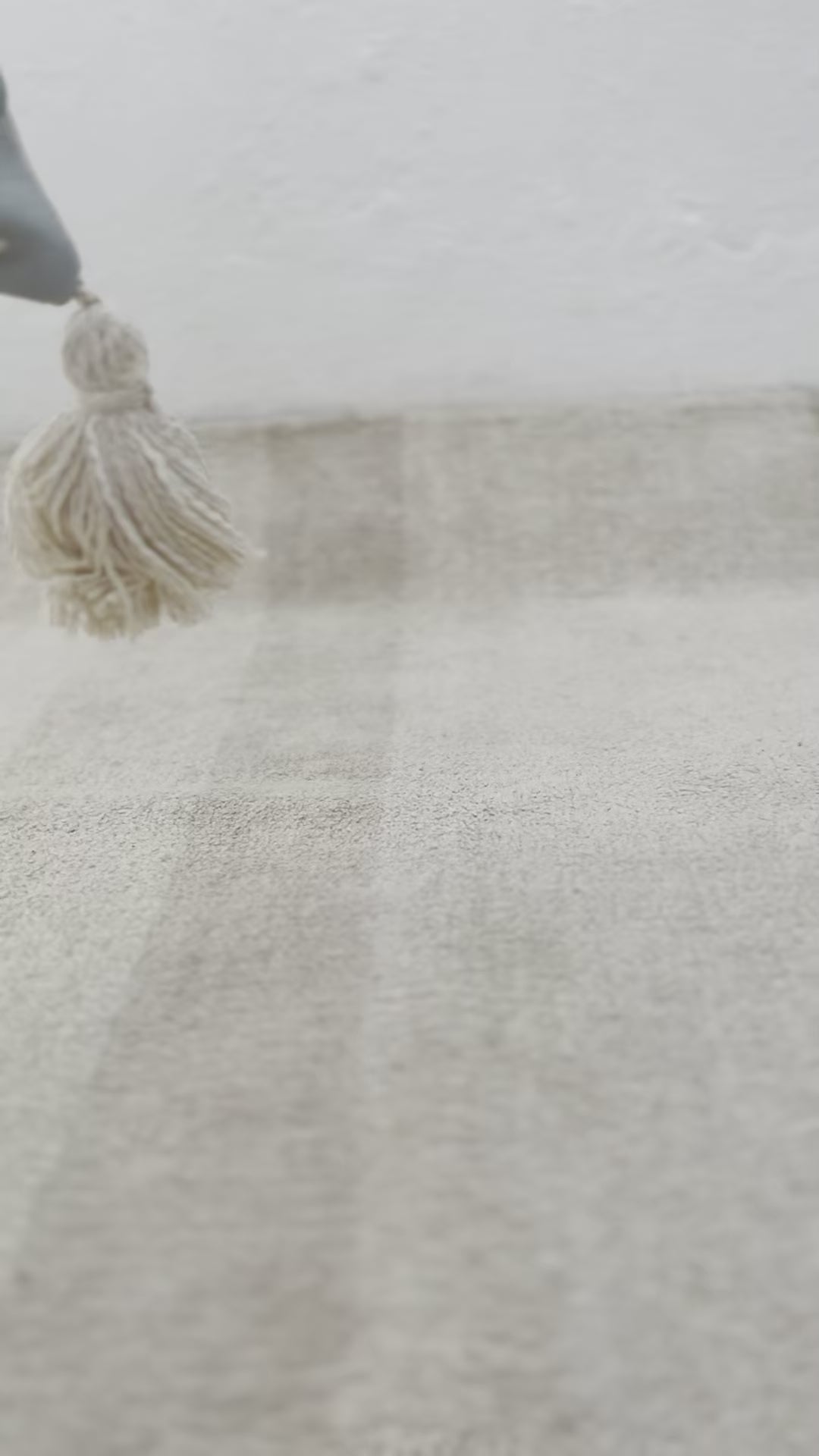 Blue & White Floral TNT Fabric Cushion Cover