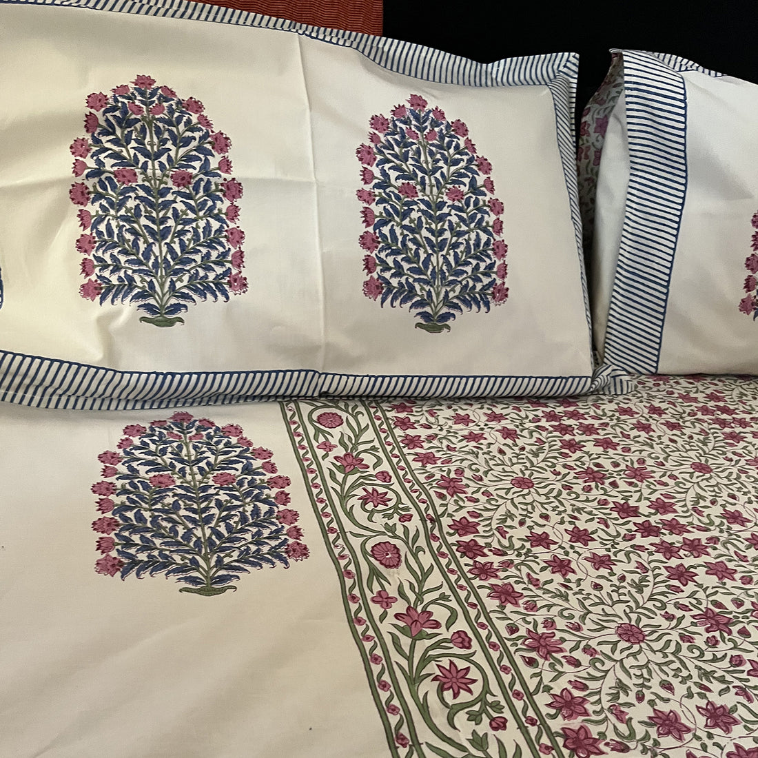 Blooming Bouquet White with Blue & Pink Motif Block Printed 100% Cotton Bedsheet With 2 Pillow Covers