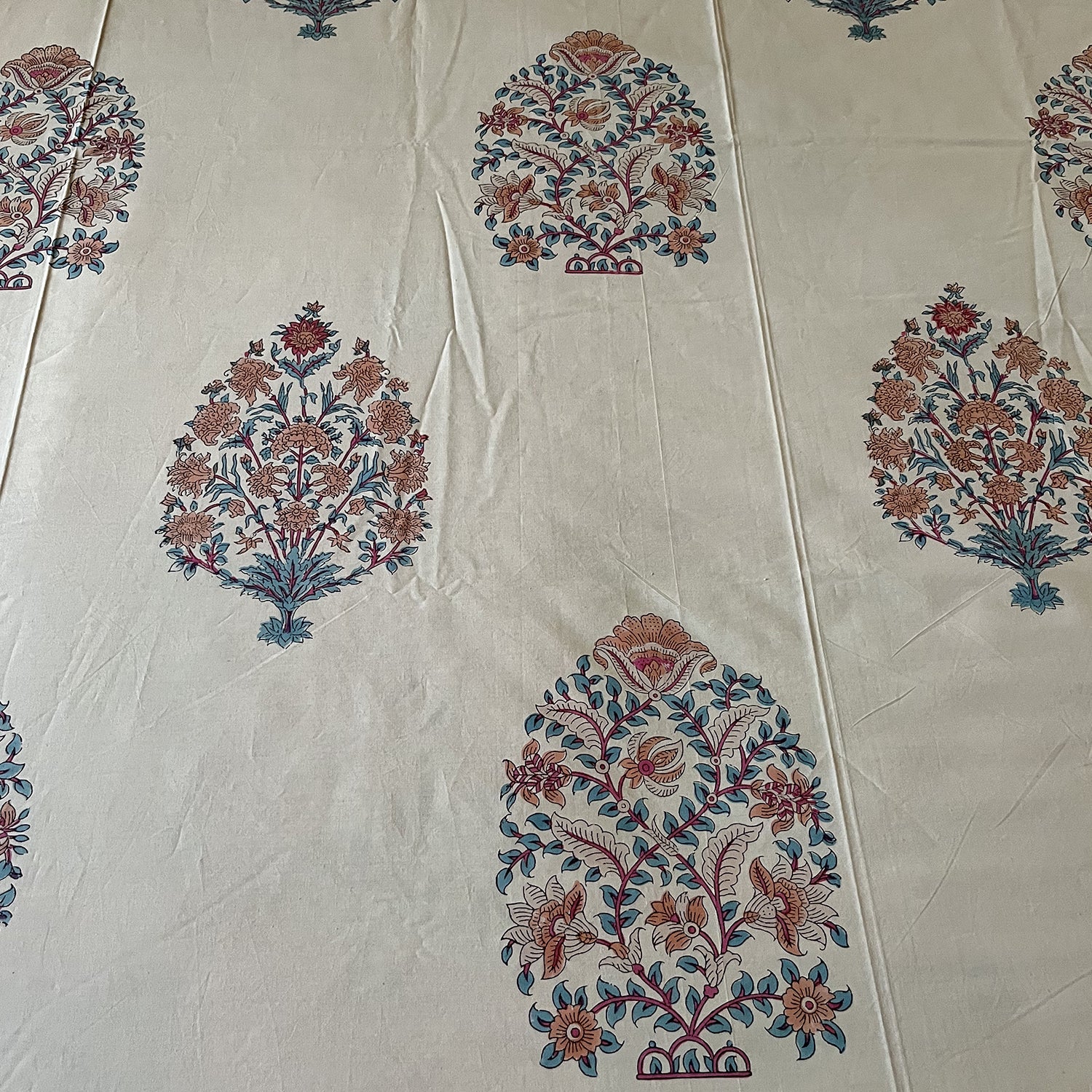 Spring Evening White Block Printed 100% Cotton Bedsheet With 2 Pillow Covers