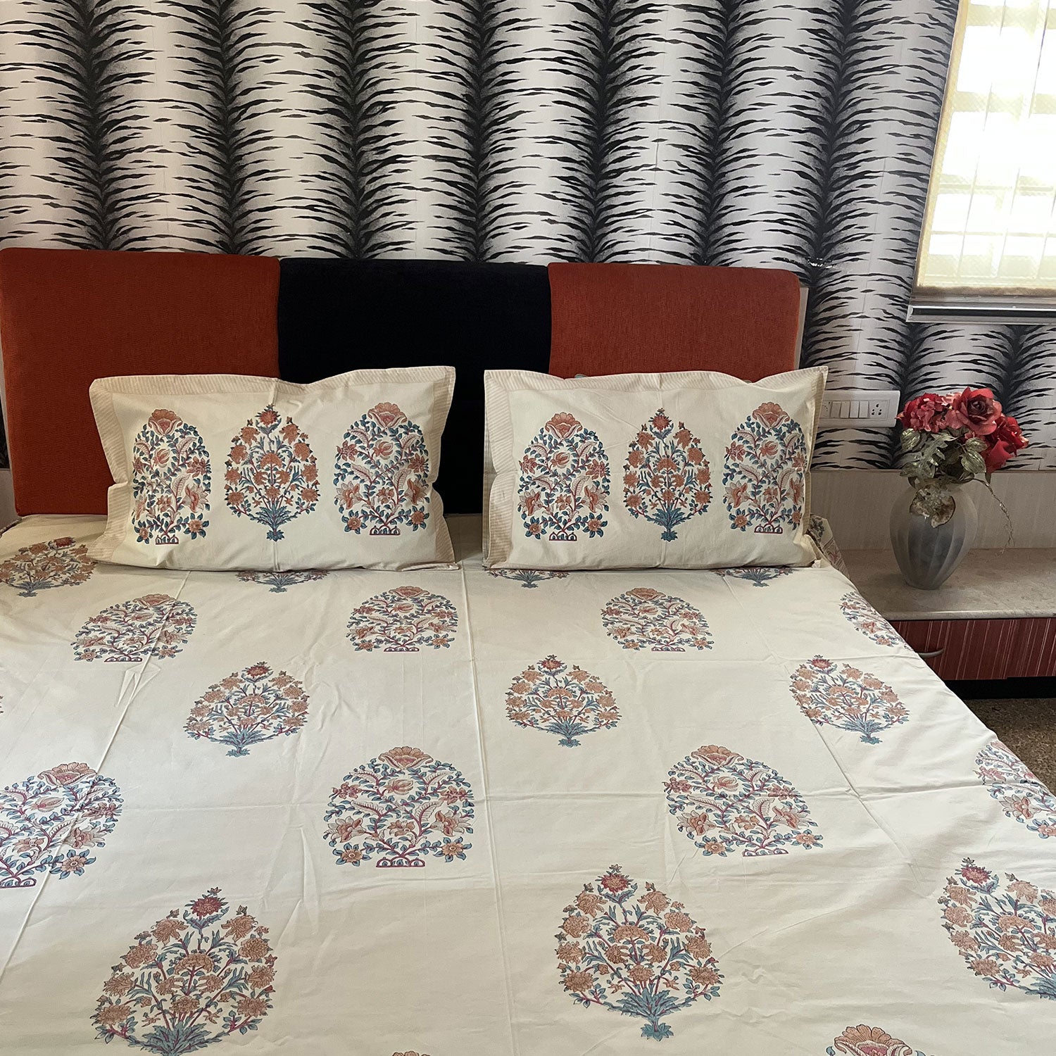 Spring Evening White Block Printed 100% Cotton Bedsheet With 2 Pillow Covers