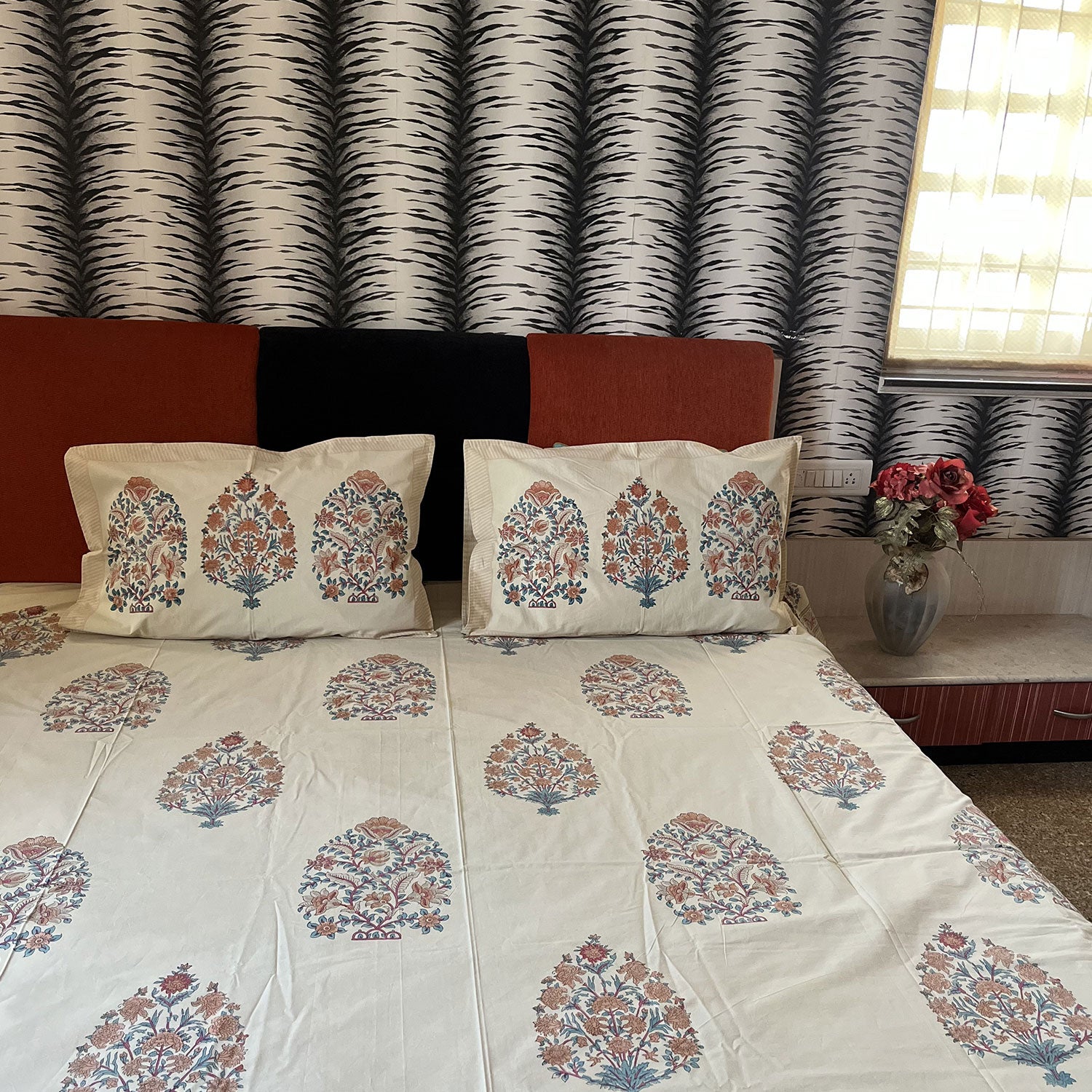 Spring Evening White Block Printed 100% Cotton Bedsheet With 2 Pillow Covers