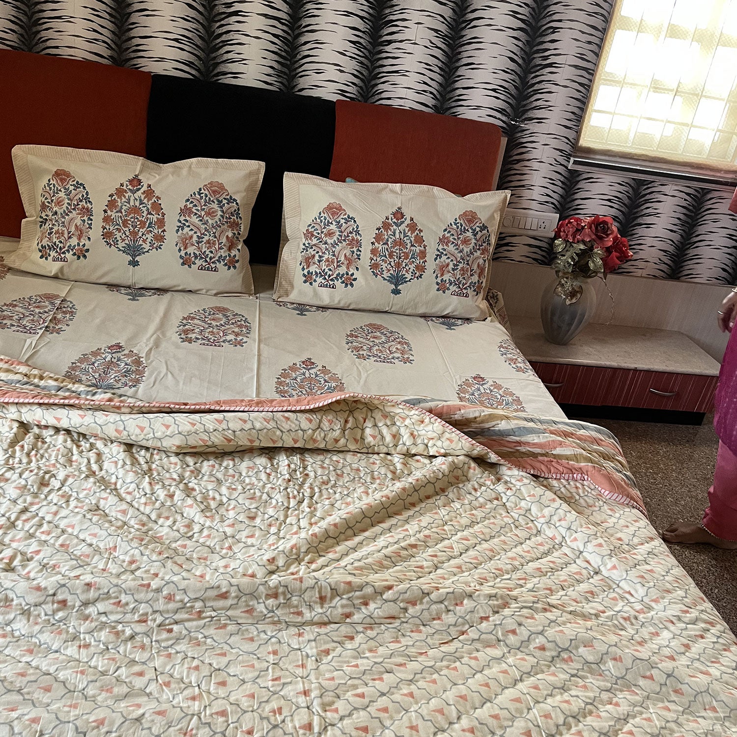 Spring Evening White Block Printed 100% Cotton Bedsheet With 2 Pillow Covers