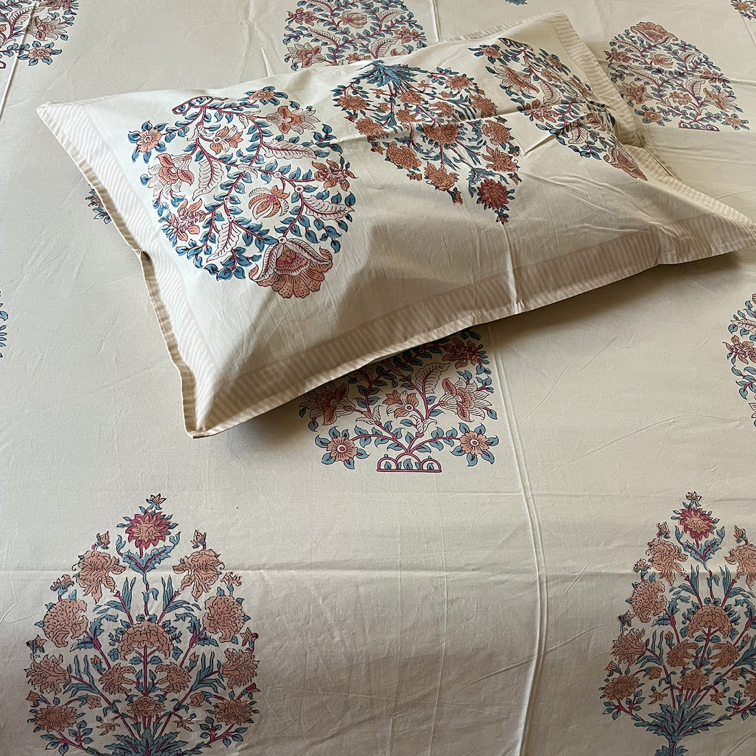 Spring Evening White Block Printed 100% Cotton Bedsheet With 2 Pillow Covers
