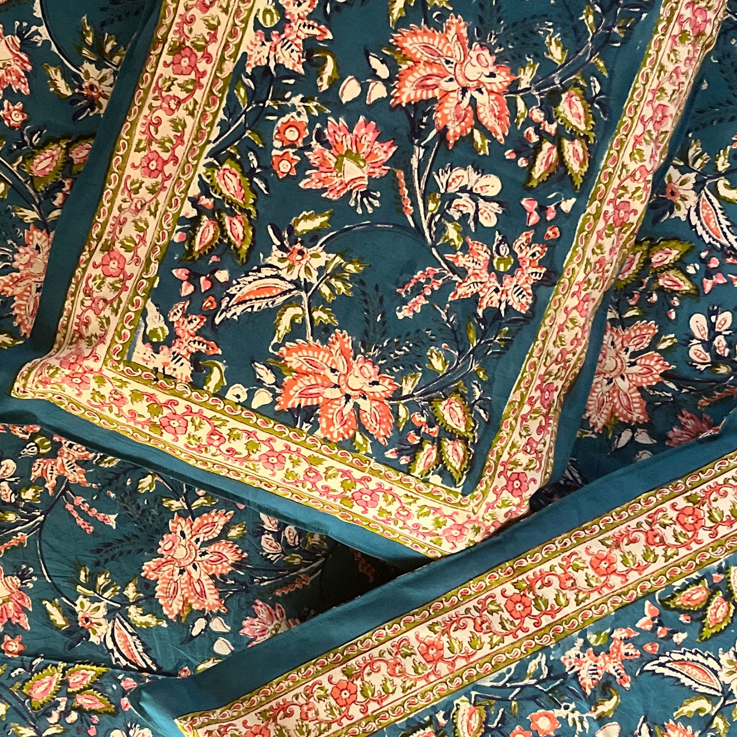 Jaal Blue Floral Block Printed 100 % Cotton Double Bedsheet Set With 2 Pillow Covers - 108 inches x 108 inches