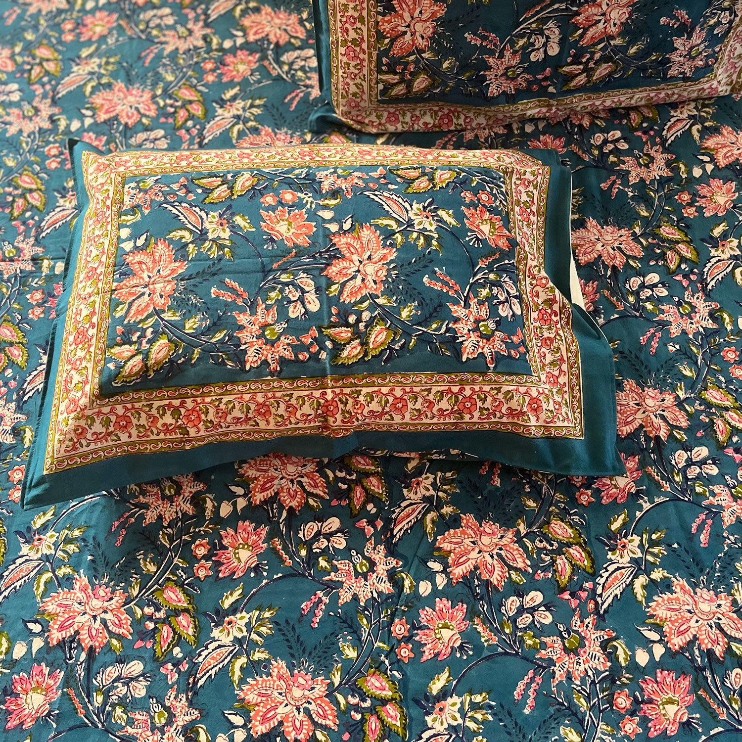 Jaal Blue Floral Block Printed 100 % Cotton Double Bedsheet Set With 2 Pillow Covers - 108 inches x 108 inches