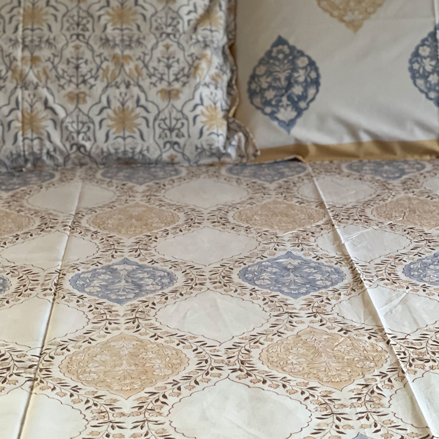 Grey and Brown color Bedsheet