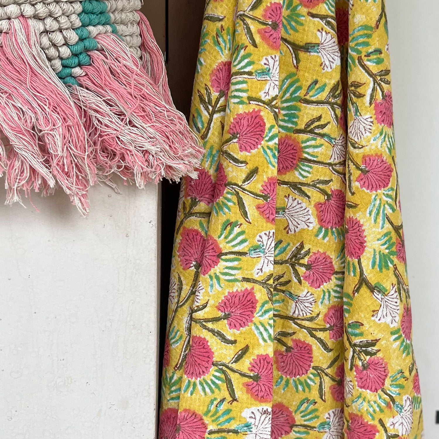 Pink n White Dahlia Towel