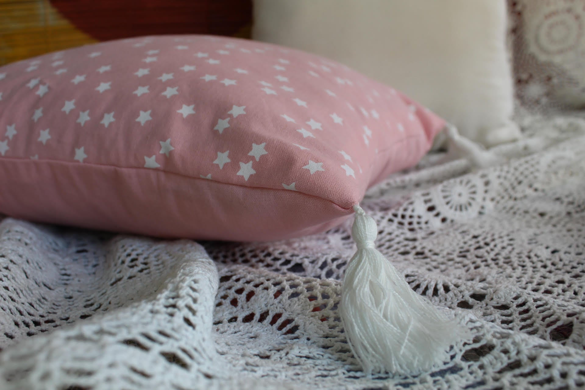 Starry Pink 100 % Pure Cotton Cushion Cover - 16 x 16 inches | Peacoy