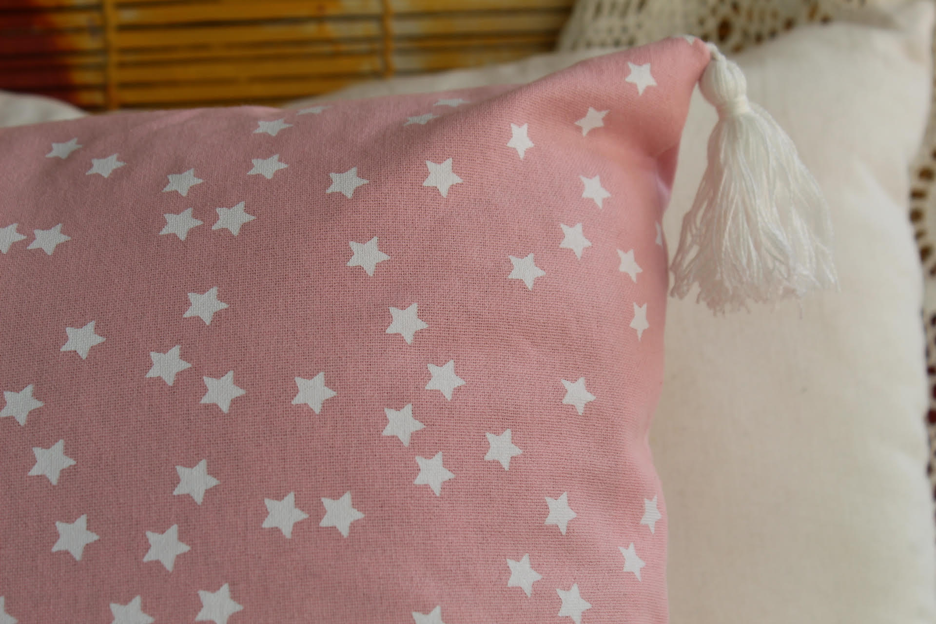 Starry Pink 100 % Pure Cotton Cushion Cover - 16 x 16 inches | Peacoy