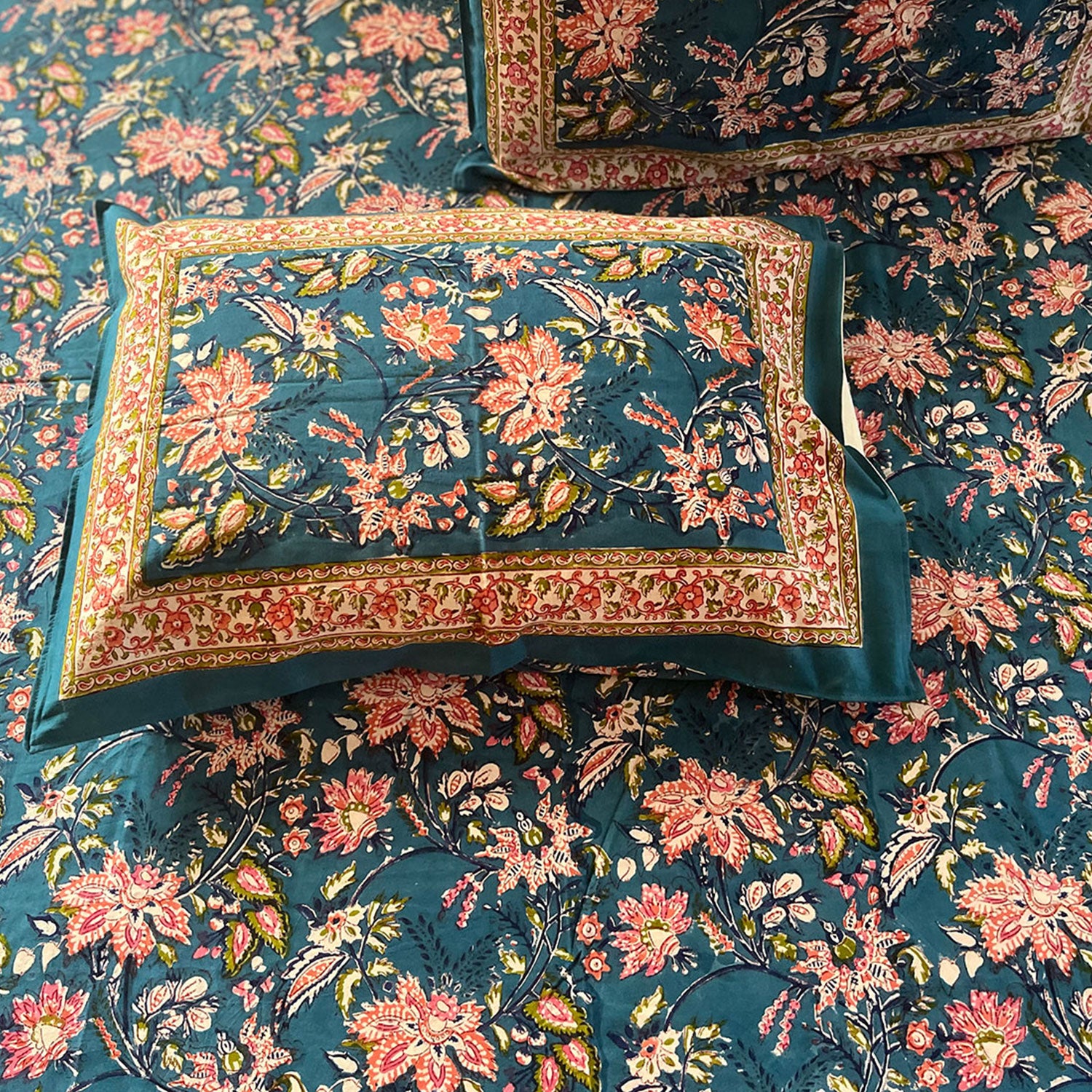 Jaal Blue Floral Block Printed 100 % Cotton Double Bedsheet Set With 2 Pillow Covers - 108 inches x 108 inches